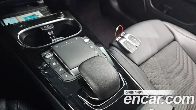Mercedes-Benz A-Class 2020 — фото 9