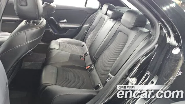 Mercedes-Benz A-Class 2020 — фото 17