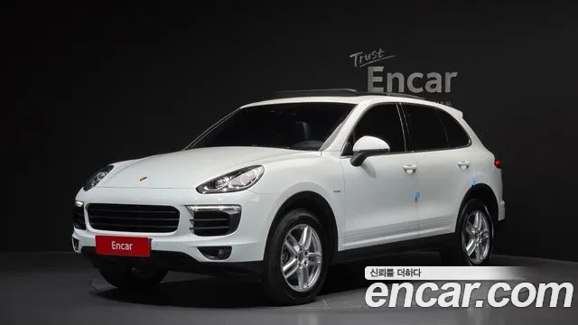 Porsche Cayenne 2016 — фото 1