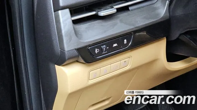 Kia Canival 2023 — фото 14