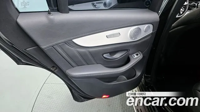 Mercedes-Benz GLC-Class 2019 — фото 15