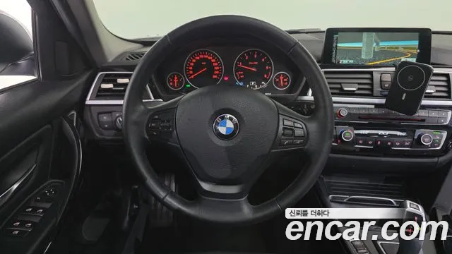BMW 3-Series 2016 — фото 13