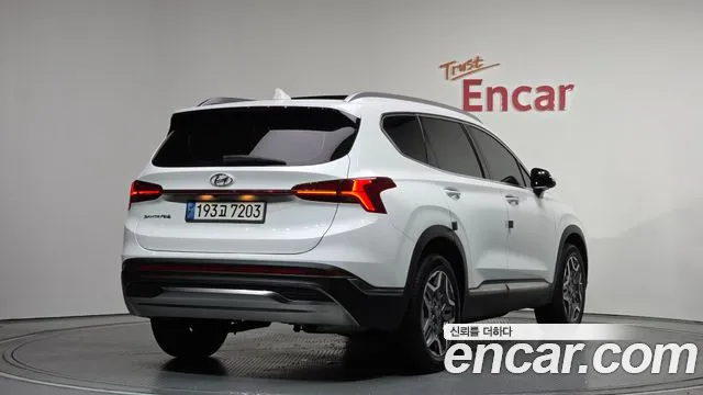 Hyundai Santafe 2023 — фото 2