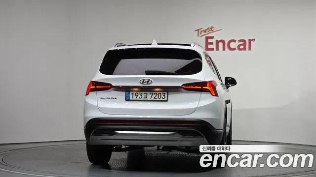 Hyundai Santafe 2023 — фото 4