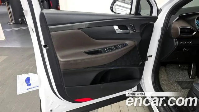 Hyundai Santafe 2023 — фото 14