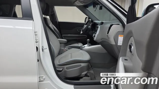 Kia Soul 2015 — фото 17