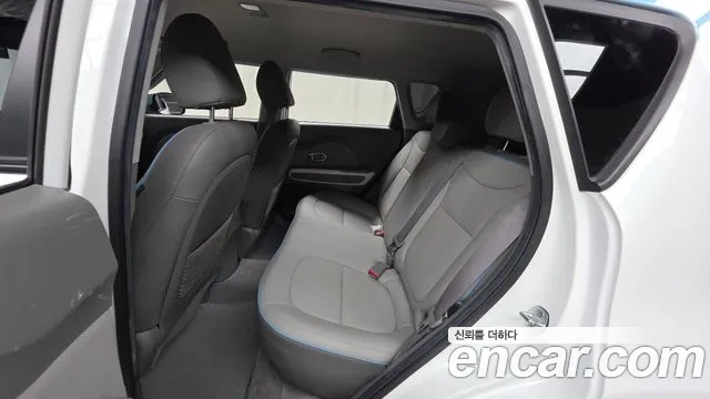 Kia Soul 2015 — фото 16
