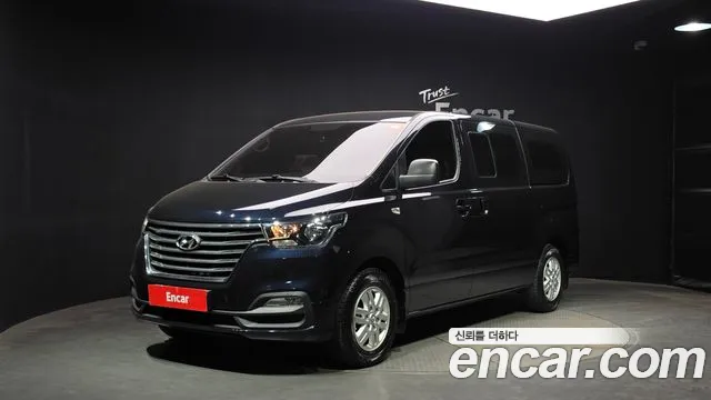 Hyundai Starex 2019 — фото 1