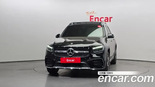 Mercedes-Benz GLB-Class 2025 — фото 3