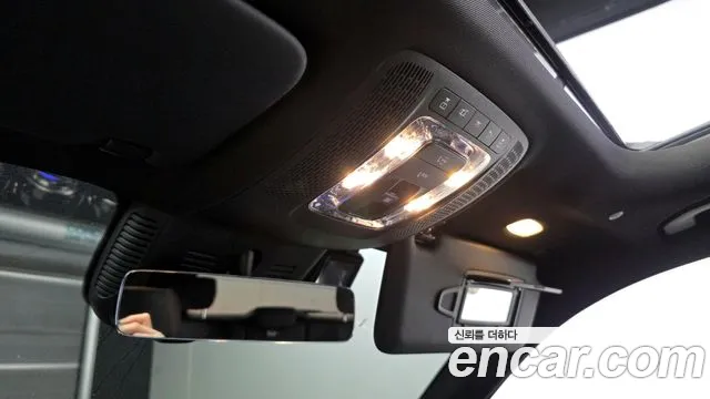 Mercedes-Benz GLB-Class 2025 — фото 19