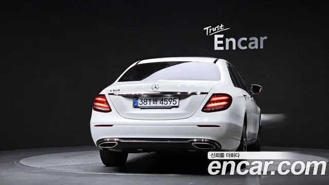 Mercedes-Benz E-Class 2019 — фото 4