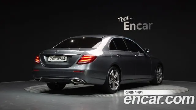 Mercedes-Benz E-Class 2019 — фото 2