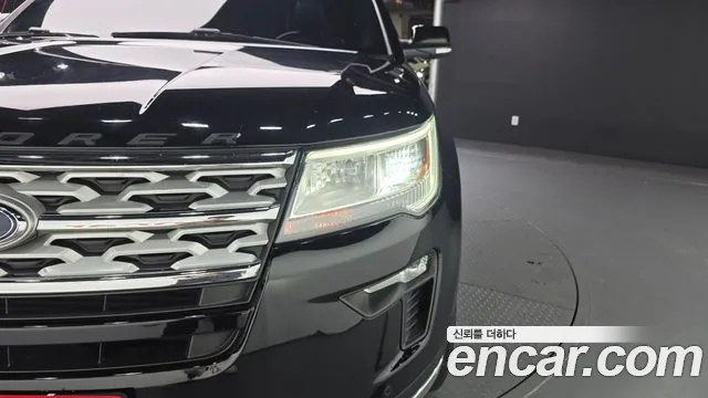 Ford Explorer 2018 — фото 8