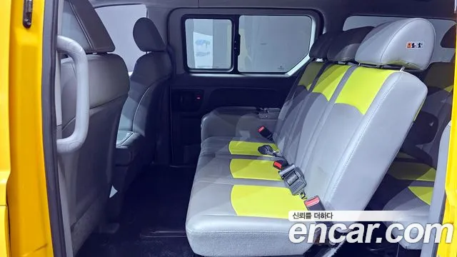 Hyundai Starex 2021 — фото 18
