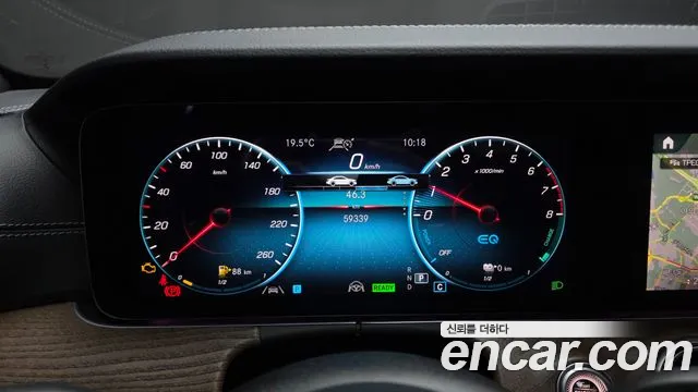 Mercedes-Benz E-Class 2023 — фото 11