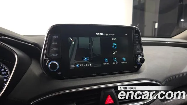 Hyundai Santafe 2019 — фото 16