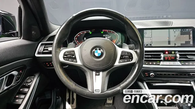 BMW 3-Series 2019 — фото 18