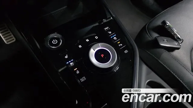 Kia Niro 2024 — фото 12