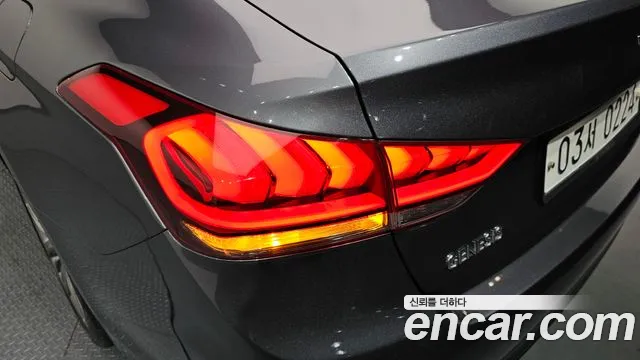 Hyundai Genesis 2016 — фото 9