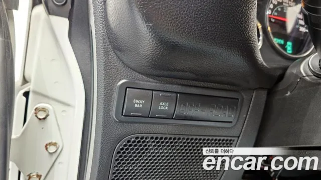 Jeep Wrangler 2013 — фото 16