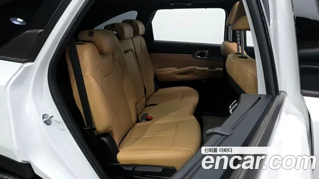 Kia Sorento 2023 — фото 11