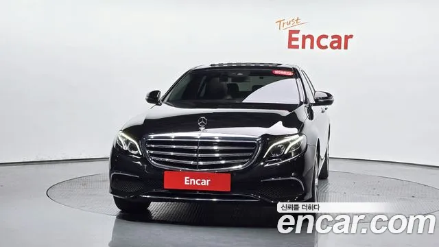 Mercedes-Benz E-Class 2019 — фото 2