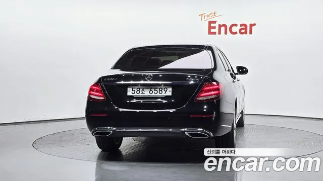 Mercedes-Benz E-Class 2019 — фото 3