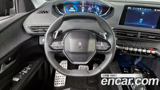 Peugeot 3008 2018 — фото 19