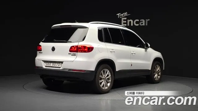 Volkswagen Tiguan 2015 — фото 2
