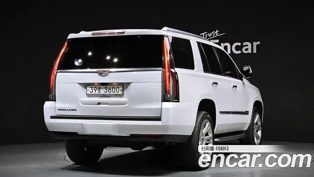 Cadillac Escalade 2018 — фото 2