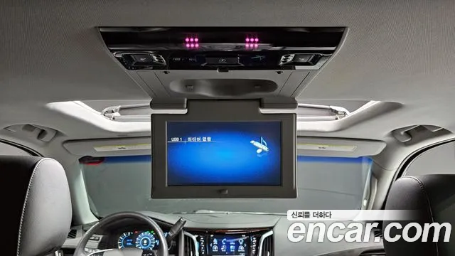 Cadillac Escalade 2018 — фото 19