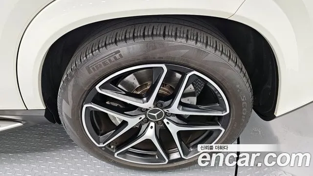 Mercedes-Benz GLE-Class 2021 — фото 7