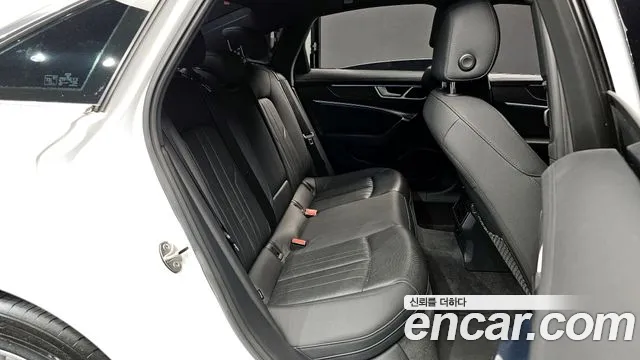 Audi A6 2020 — фото 17