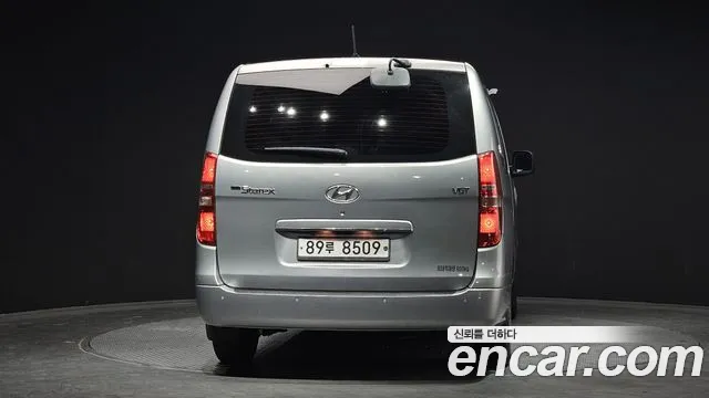 Hyundai Starex 2016 — фото 4