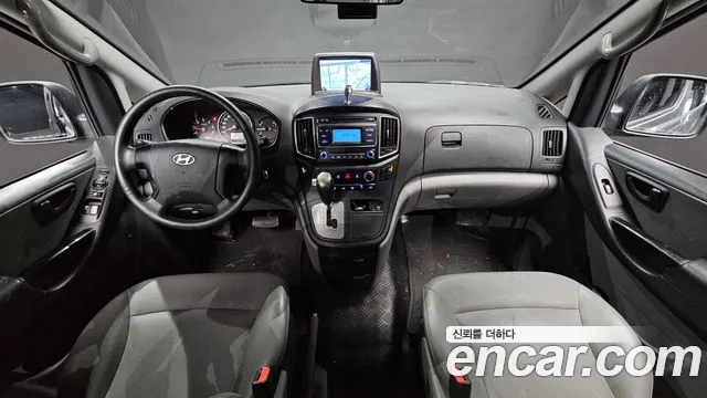 Hyundai Starex 2016 — фото 7