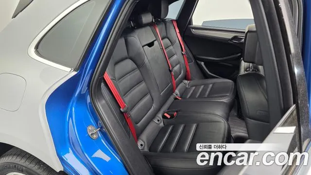 Porsche Macan 2015 — фото 11