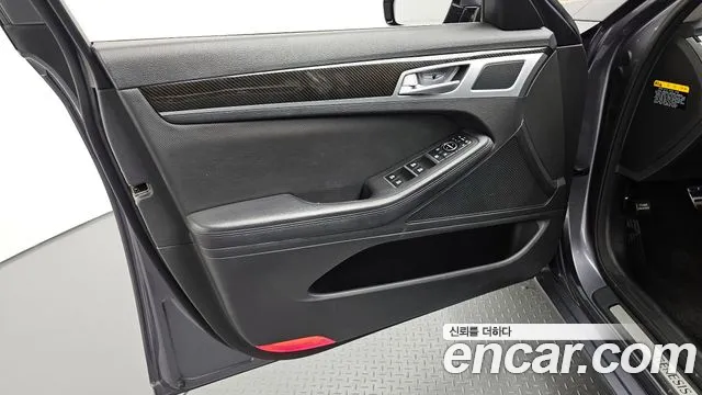 Hyundai Genesis 2014 — фото 14