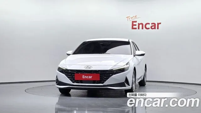 Hyundai AVANTE 2023 — фото 3