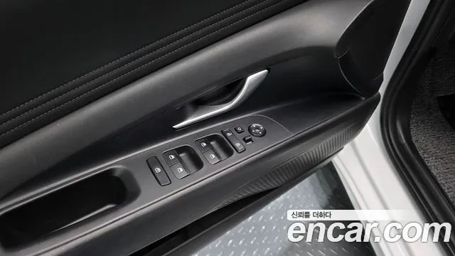 Hyundai AVANTE 2023 — фото 18