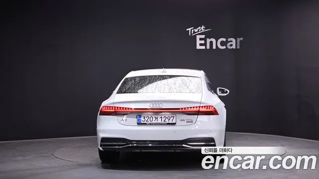 Audi A7 2021 — фото 4