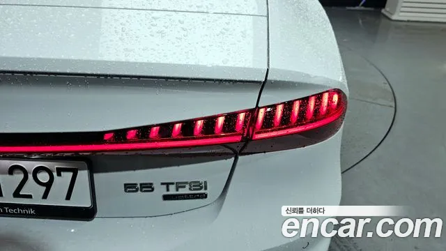 Audi A7 2021 — фото 9