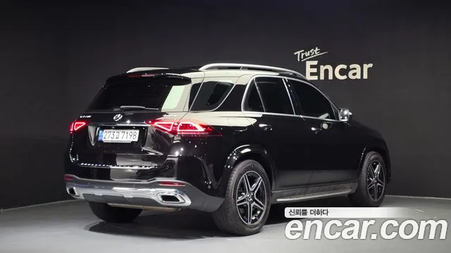 Mercedes-Benz GLE-Class 2021 — фото 2