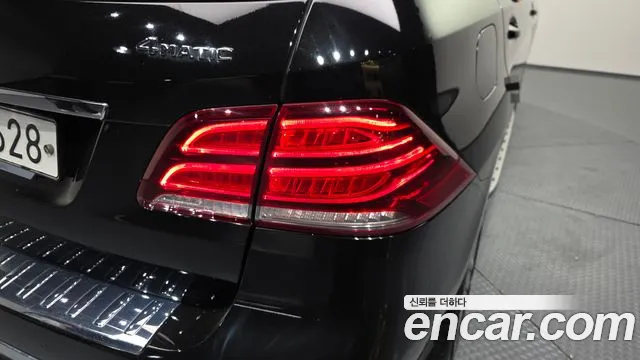 Mercedes-Benz GLE-Class 2018 — фото 9