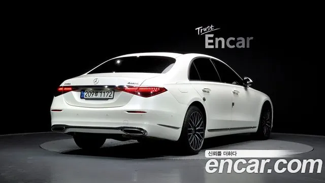 Mercedes-Benz S-Class 2022 — фото 2