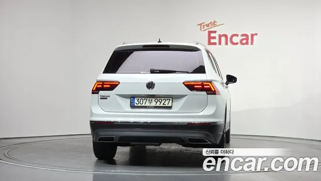 Volkswagen Tiguan 2020 — фото 4