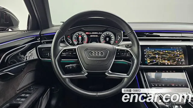 Audi A8 2021 — фото 19