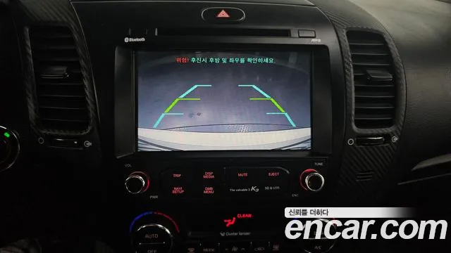 Kia K3 2015 — фото 15