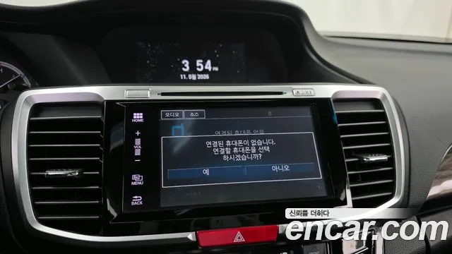 Honda Accord 2017 — фото 12