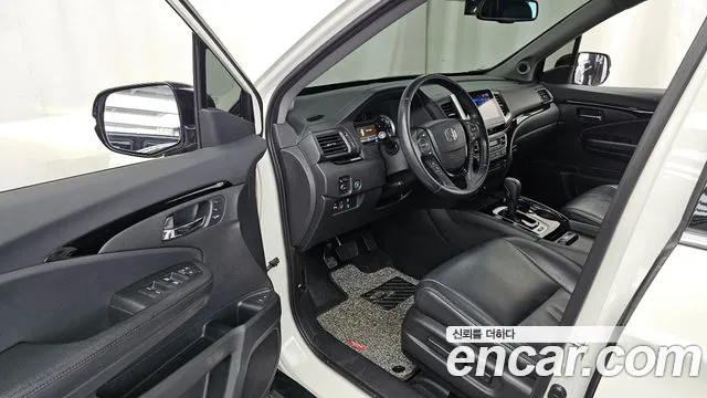 Honda Pilot 2017 — фото 13