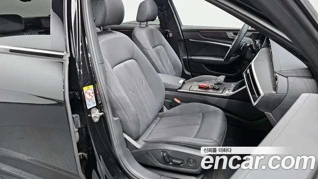 Audi A6 2022 — фото 17